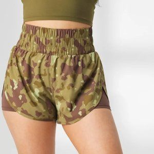Vitality Balance Athletica - Vista Short (M) - Woodland